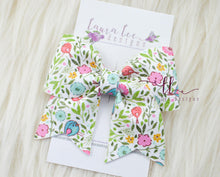 Little Missy Bow || Floral Birds