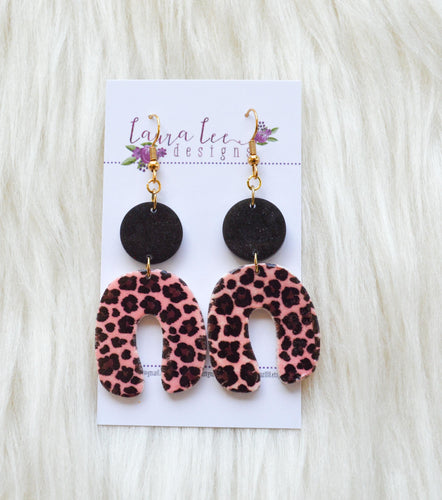 Curved Nova Small Arch Clay Earrings || Leopard