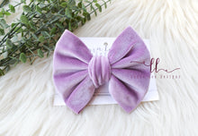 Large Julia Bow Style Bow || Lavender Velvet