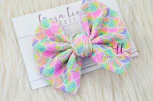 Large Julia Bow Style Bow || Colorful Mermaid Scales
