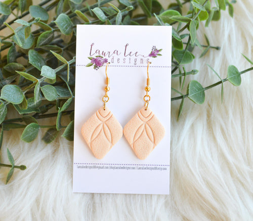 Binx Clay Earrings || Tan