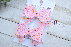 Bitty Piggy Bow Set || Pink Speckled Glitter