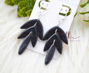 Cassie Clay Earrings || Black Glitter