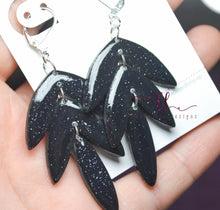 Cassie Clay Earrings || Black Glitter