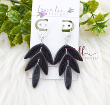 Cassie Clay Earrings || Black Glitter