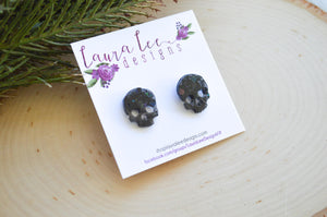 Resin Skull Stud Earrings || Black Glitter