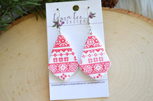 Wren Clay Earrings || Red and White Sweater