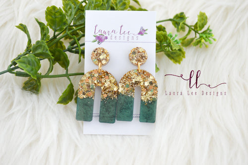 Stud Arch Resin Earrings || Gold and Evergreen Glitter