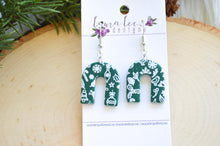 Nova Small Arch Clay Earrings || Green Christmas