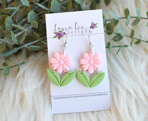 Daisy Clay Earrings || Light Pink