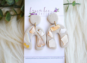 Curved Nova Small Arch Clay Earrings || Shells