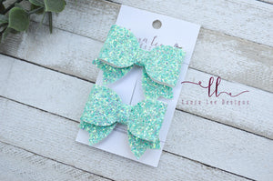 Bitty Piggy Bow Set || Seafoam Glitter