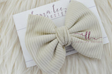 Large Julia Messy Bow Style Bow || Tan