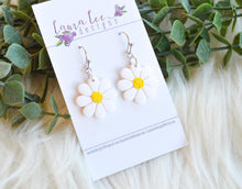 Daisy Clay Earrings || White