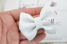 Mini Millie Bow Style || White Embossed Lace Vegan Leather