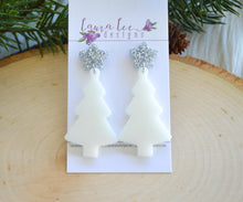 Star Stud Christmas Tree Resin Earrings || White Iridescent Glitter with Silver Star