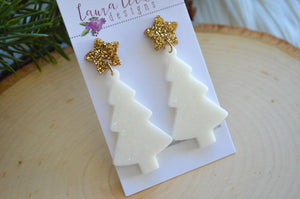 Star Stud Christmas Tree Resin Earrings || White Irridescent Glitter with Gold Star