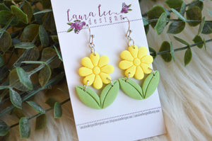 Daisy Clay Earrings || Yellow