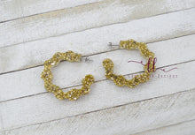 Scallop Hoops Resin Earrings || Gold