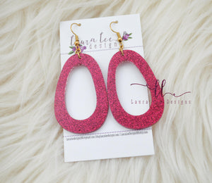 Fat Teardrop Resin Earrings || Dark Pink Fine Glitter || Gold Finish