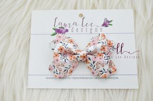 Margo Bow Style || Indie Floral